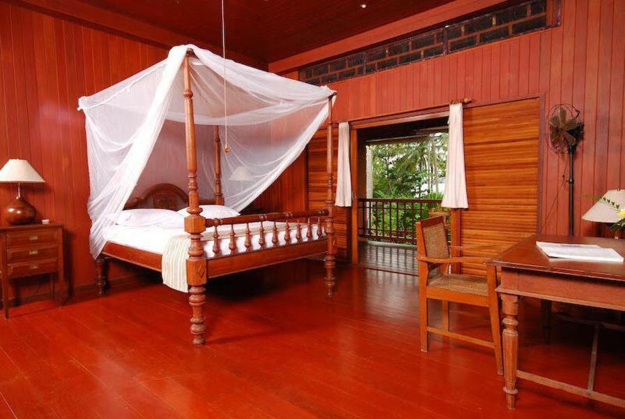 Baan Mai Beachfront Lone Island Phuket Exterior photo