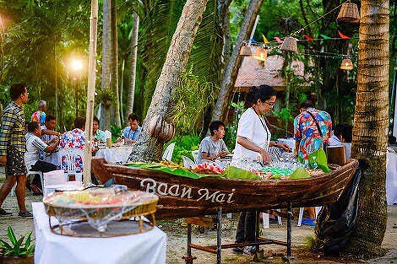 Baan Mai Beachfront Lone Island Phuket Exterior photo